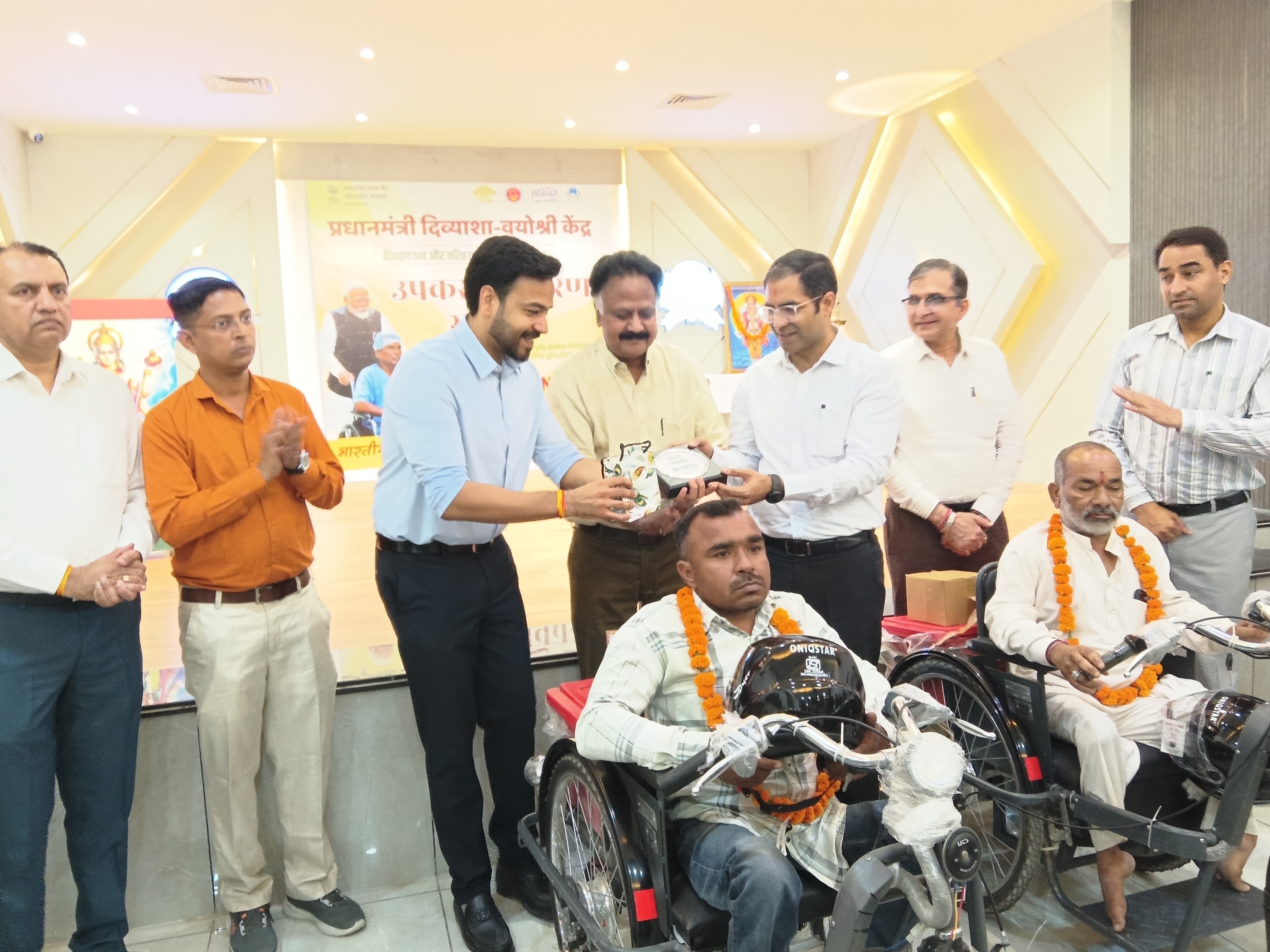 Assistive equipment distribution at ALIMCO event